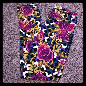 Mardi Gras Floral Leggings